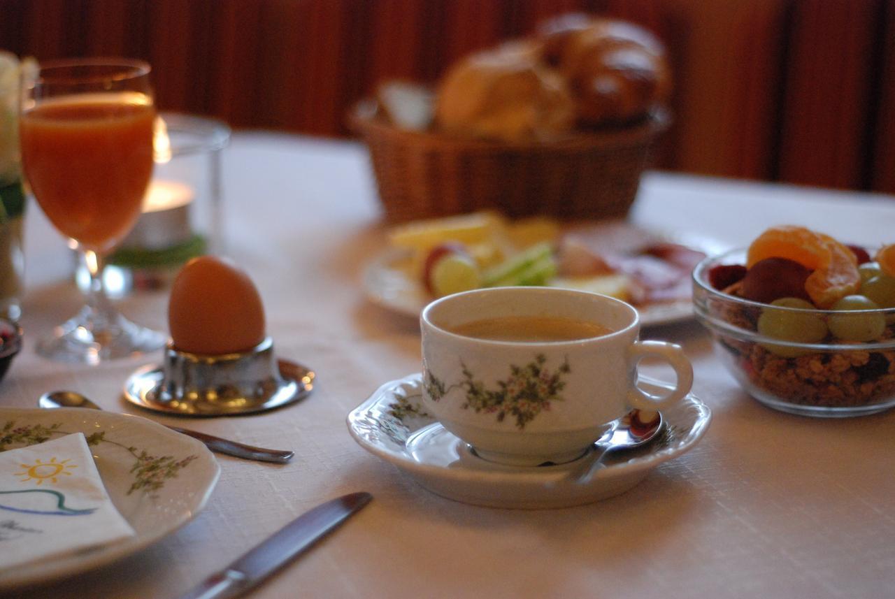 Hotel-Restaurant Gasthof Adler Нойенбург ам Рейн Екстериор снимка